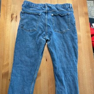 H&M women’s skinny blue jeans